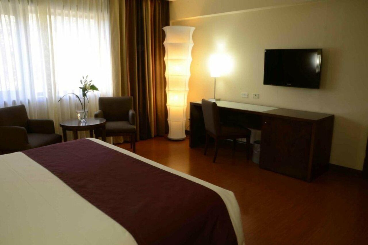 Отель Nh Mendoza Cordillera Экстерьер фото
